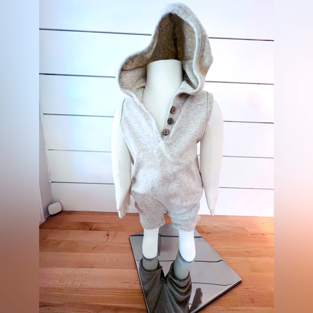 Little One Shop set of 3 ribbed outfits 12-18 m